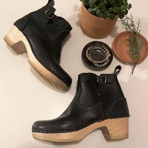 Number 6 Ankle boot clogs